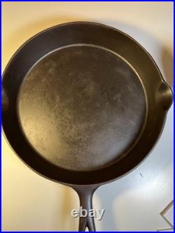 FLAT EXTRA LARGE 13 Antique Cast Iron Skillet Pan Favorite Piqua Ware Ohio FLAT FLAT EXTRA LARGE 13 Antique Cast Iron Skillet Pan Favorite Piqua Ware Ohio FLAT