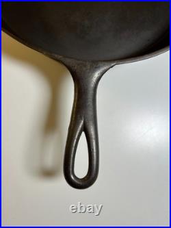 FLAT EXTRA LARGE 13 Antique Cast Iron Skillet Pan Favorite Piqua Ware Ohio FLAT FLAT EXTRA LARGE 13 Antique Cast Iron Skillet Pan Favorite Piqua Ware Ohio FLAT