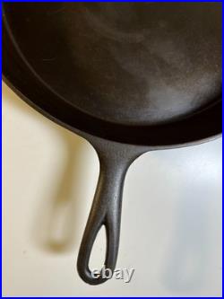 FLAT EXTRA LARGE 13 Antique Cast Iron Skillet Pan Favorite Piqua Ware Ohio FLAT
