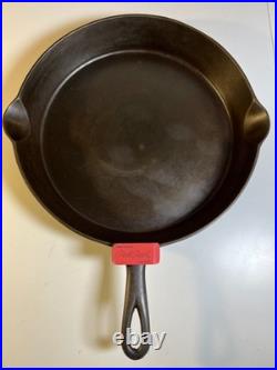 FLAT EXTRA LARGE 13 Antique Cast Iron Skillet Pan Favorite Piqua Ware Ohio FLAT