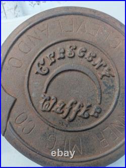 Fanner Mfg. Crescent Cast Iron Waffle Iron -Parts Or Repair- Broken No Base