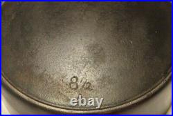 Favorite Piqua Ware SMILEY logo 8-1/2 A Cast Iron Chicken Fryer / Pan withNo 8 Lid