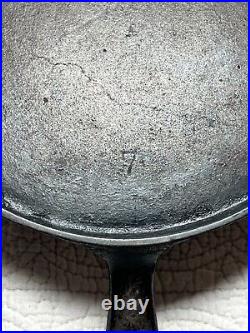 Favorite Piqua Ware Smile No. 7 Cast Iron Handled Griddle