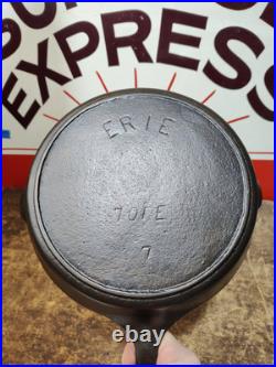 Fully Restored Erie Pre-Griswold #7 Cast Iron Skillet Pan 10 Seasoned