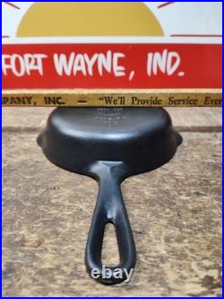 Fully Restored GRISWOLD #4 Cast Iron Skillet Pan Small Logo Seasoned Flat