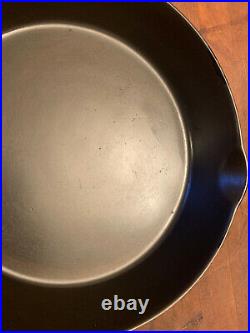 Fully Restored Pre-griswold Erie #8 2nd Series Diamond Mark Cast Iron Skillet