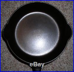 GRISWOLD #4 LARGE BLOCK LOGO #702A Cast Iron SKILLET (HTF)