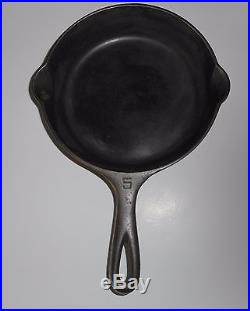 GRISWOLD #5 LARGE BLOCK EMBLEM CAST IRON SKILLET with HEAT RING