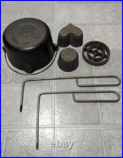 GRISWOLD Cast Iron Patty Mold Set With #72 Pot Vintage 1930's-50's