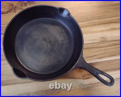 GRISWOLD Cast Iron SKILLET Frying Pan #7 ERIE 701C Large Block Logo Sits Flat