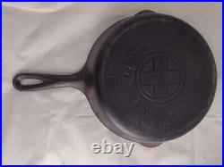 GRISWOLD Cast Iron SKILLET Frying Pan #7 ERIE 701C Large Block Logo Sits Flat