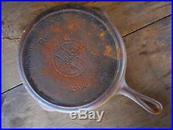 GRISWOLD Cast Iron SKILLET Frying Pan # 9 Block LOGO FIRE RING 710 B