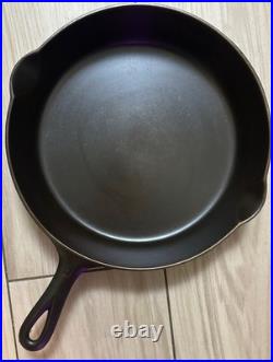 GRISWOLD Cast Iron Skillet # 9 Large Slant Logo Antique Erie PA USA 710 D