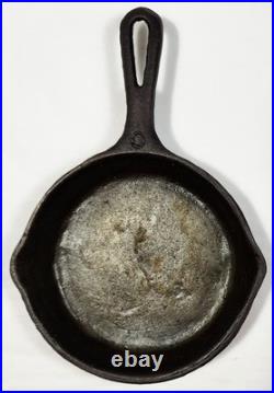 GRISWOLD ERIE #0 Cast Iron Skillet Small 562 USA
