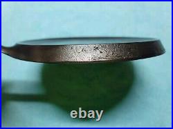 GRISWOLD ERIE Cast Iron GRIDDLE # 8 SLANT LOGO 738 EARLY SINGLE HOLE HANDLE