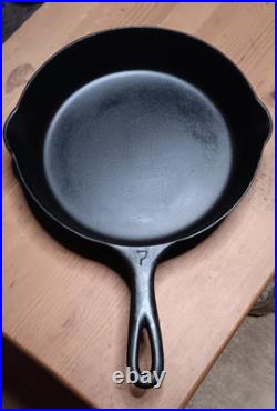 GRISWOLD LBL #7 SKILLET With HEAT RING 701 H GREAT SHAPE FULLY RESTORED