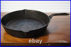 Gate Mark Skillet, Heat Ring, Raised Handle, C-8, 10 3/4