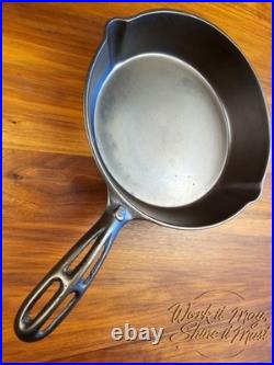 Gatemarked #8 Vintage Restored Cast Iron Skillet Fancy Handle (Unmarked)