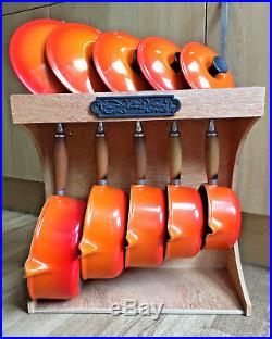 Genuine Le Creuset Orange Pan Set Cast Iron Saucepans With Wooden Display Rack