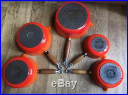 Genuine Le Creuset Orange Pan Set Cast Iron Saucepans With Wooden Display Rack