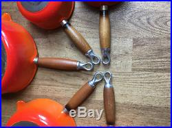 Genuine Le Creuset Orange Pan Set Cast Iron Saucepans With Wooden Display Rack