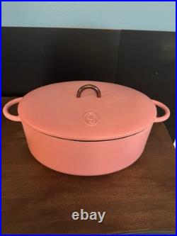Great Jones The Duchess Dutch Oven 6.75 Qt Enameled Cast Iron Pink Taffy