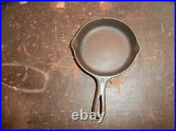 Griswold 0 cast iron skillet RARE 1 under handle heat ring 562 double pour