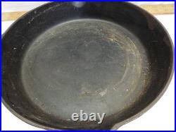 Griswold #10 Cast Iron Fry Skillet 716 B Pan Lg Block Logo Smoke Heat Ring 716B