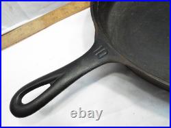 Griswold #10 Cast Iron Fry Skillet 716 B Pan Lg Block Logo Smoke Heat Ring 716B
