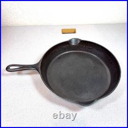 Griswold 10 Cast Iron Skillet #10 Small Logo, Sits Flat Erie PA