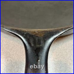 Griswold 10 Cast Iron Skillet #10 Small Logo, Sits Flat Erie PA