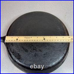 Griswold 10 Cast Iron Skillet #10 Small Logo, Sits Flat Erie PA