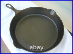 Griswold #10 Cast Iron Skillet Large Block Logo 716 A ERIE PA Smooth bottom