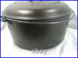 Griswold #11 Tite Top dutch oven with lid and trivet