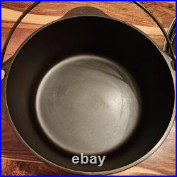 Griswold 1278 Cast Iron Dutch Oven #8, Large Block Logo, Button Logo Lid, c1950s