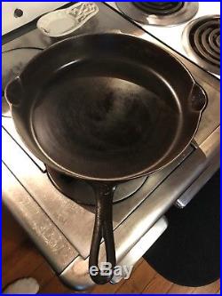 Griswold 13 Cast Iron Pan 720 Original Vintage old skillet