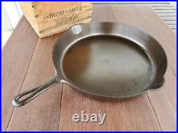 Griswold #14 Cast Iron Skillet With Large Slant Logo And Heat Ring Restored