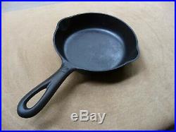 Griswold # 2 Skillet Slant Logo Erie Heat Ring 703 Cast Iron