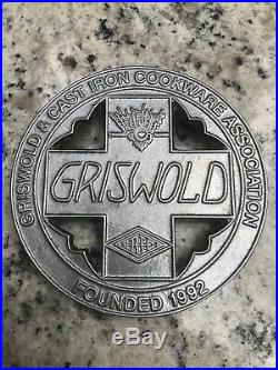 Griswold # 3 Button Logo Lid