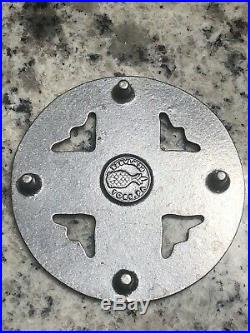 Griswold # 3 Button Logo Lid