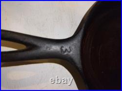 Griswold #3 Cast Iron Skillet With Self Basting Lid
