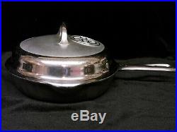 Griswold 3 Skillet With Button Logo Cover and Du-Chro Finish