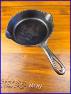 Griswold #4 Cast Iron Skillet Large Block Logo Heat Ring 702 Restored