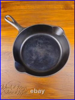 Griswold #4 Cast Iron Skillet Large Block Logo Heat Ring 702 Restored