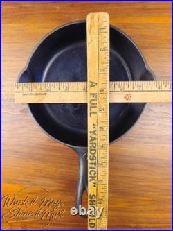Griswold #4 Cast Iron Skillet Large Block Logo Heat Ring 702 Restored