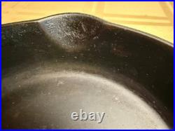 Griswold #4 Cast Iron Skillet Slant Logo 702 Erie Vintage