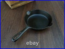 Griswold #4 Cast Iron Skillet With Large Block Logo Professionally Restored
