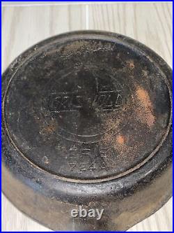 Griswold #5 Cast Iron Skillet Erie 724A Slant Logo Heat Ring Sits FLAT READ