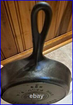 Griswold #6 ERIE with heat ring 699B Cast Iron Skillet