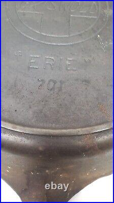 Griswold #7 Cast Iron Skillet 701 Erie Heat Ring